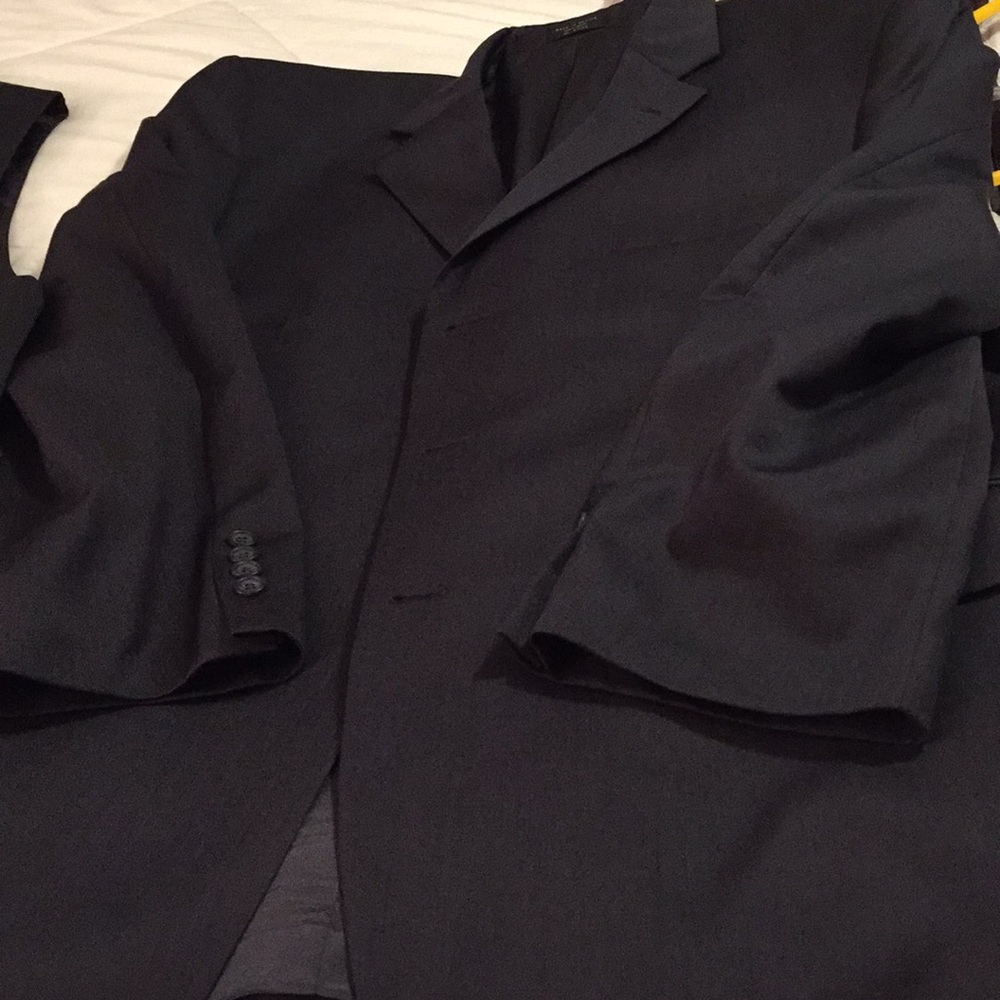 Men suit - Picture 3 of 8